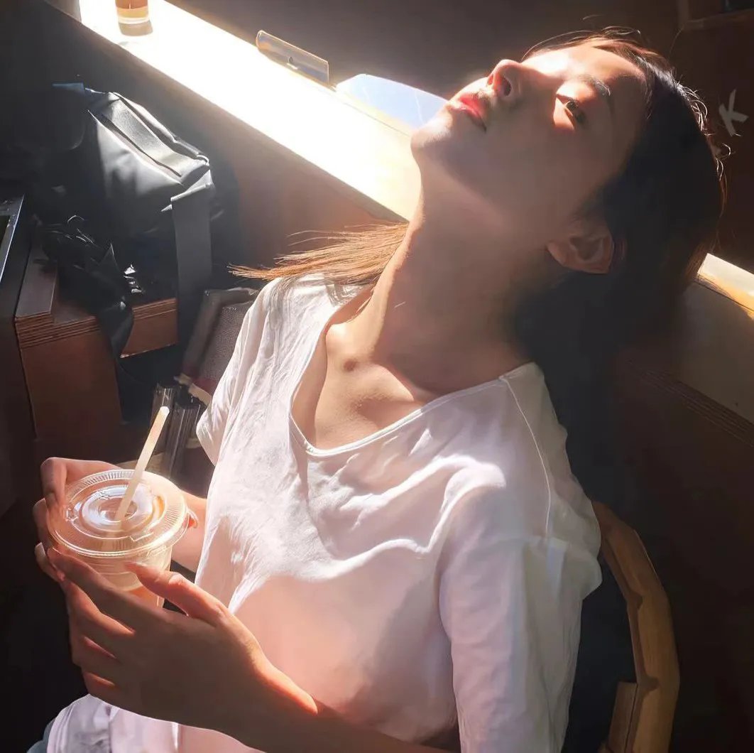 赌船荒唐镜